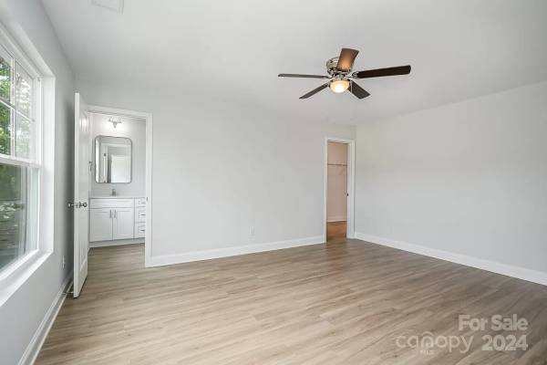 207 Surrey Oak Lane, available home by Red Cedar Homes (photo 12 of 39)