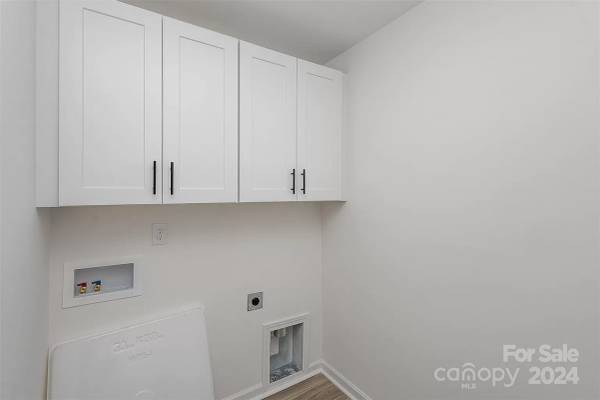 220 Surrey Oak Lane, available home by Red Cedar Homes (photo 9 of 29)