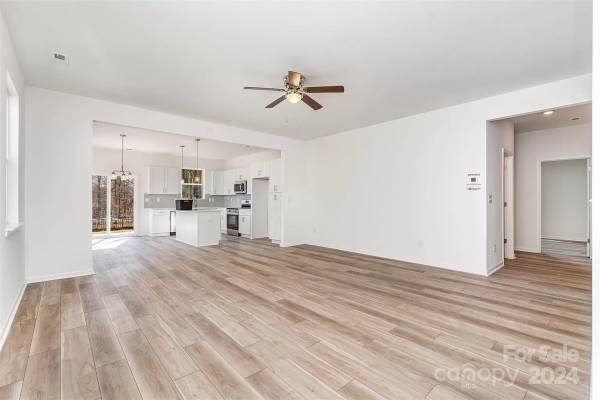 211 Surrey Oak Lane, available home by Red Cedar Homes (photo 8 of 27)