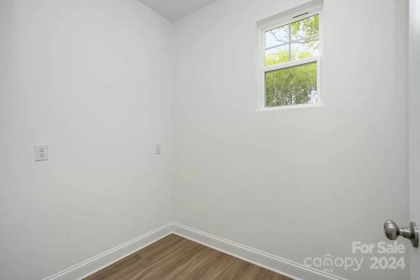 207 Surrey Oak Lane, available home by Red Cedar Homes (photo 21 of 39)