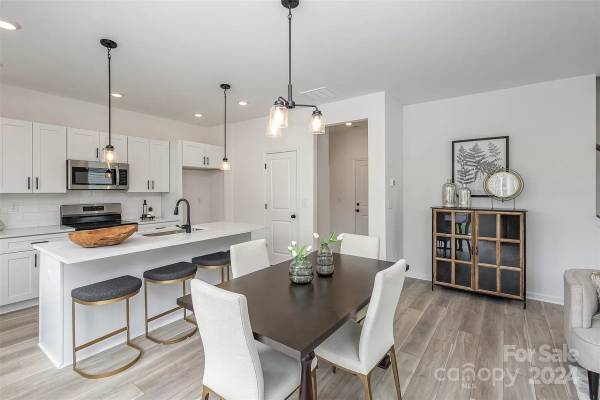 144 Baucom Street, available home by Red Cedar Homes (photo 16 of 31)