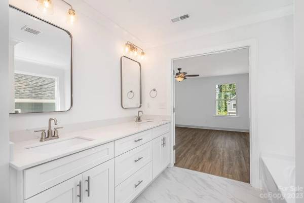 124 Baucom Street, available home by Red Cedar Homes (photo 7 of 31)
