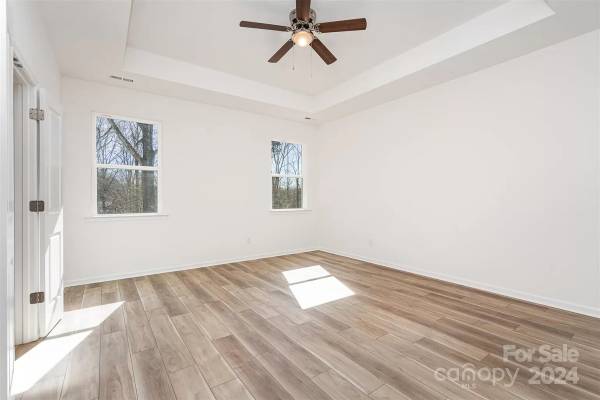211 Surrey Oak Lane, available home by Red Cedar Homes (photo 13 of 27)