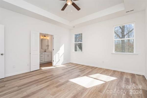 211 Surrey Oak Lane, available home by Red Cedar Homes (photo 4 of 27)