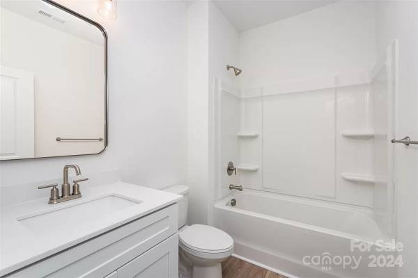 211 Surrey Oak Lane, available home by Red Cedar Homes (photo 10 of 27)