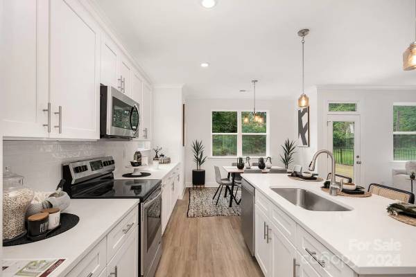 8001 Wilby Hollow Drive, available home by Red Cedar Homes (photo 10 of 34)