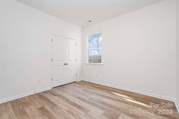 211 Surrey Oak Lane, available home by Red Cedar Homes (photo 17 of 27)