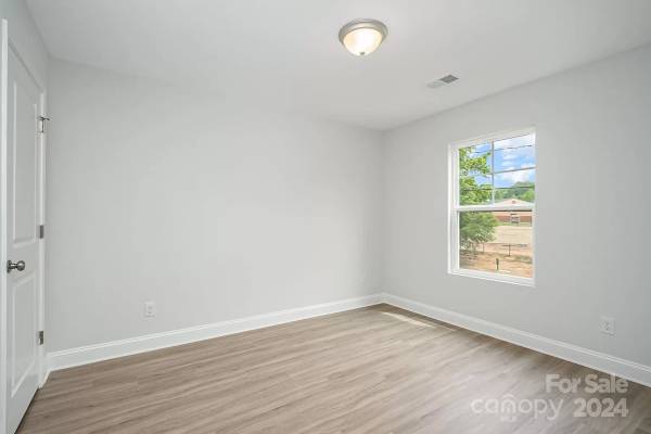 207 Surrey Oak Lane, available home by Red Cedar Homes (photo 7 of 39)