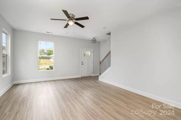 207 Surrey Oak Lane, available home by Red Cedar Homes (photo 19 of 39)