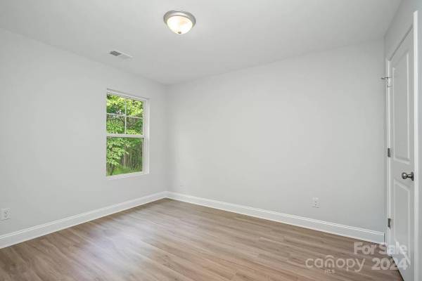 207 Surrey Oak Lane, available home by Red Cedar Homes (photo 27 of 39)