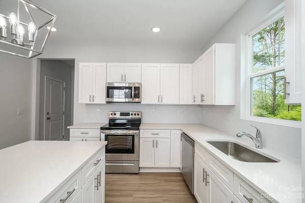 137 Baucom Street, available home by Red Cedar Homes (photo 10 of 15)