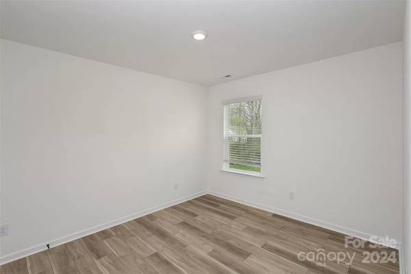 220 Surrey Oak Lane, available home by Red Cedar Homes (photo 16 of 29)