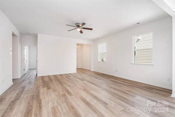 211 Surrey Oak Lane, available home by Red Cedar Homes (photo 19 of 27)