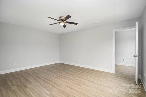 207 Surrey Oak Lane, available home by Red Cedar Homes (photo 29 of 39)