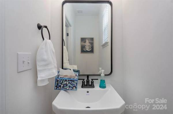 220 Surrey Oak Lane, available home by Red Cedar Homes (photo 21 of 29)