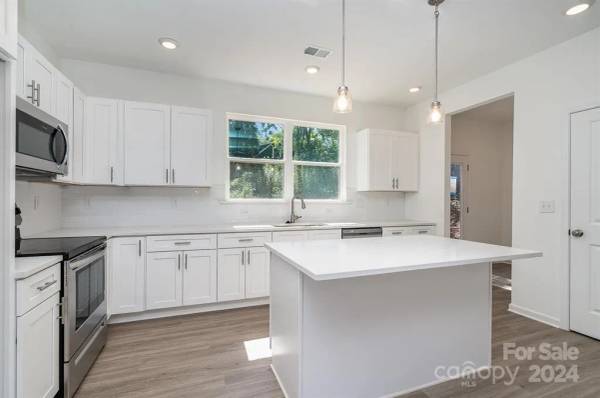 1812 Purser Dr - Lot 3, available home by Red Cedar Homes (photo 31 of 48)