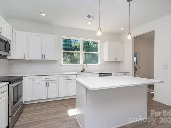 1804 Purser Dr - Lot 1, available home by Red Cedar Homes (photo 32 of 45)