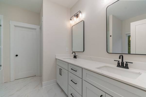 605 Julia Ave - Lot 3, available home by Red Cedar Homes (photo 13 of 28)