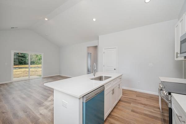 704 Brown St - Lot 7, available home by Red Cedar Homes (photo 16 of 36)
