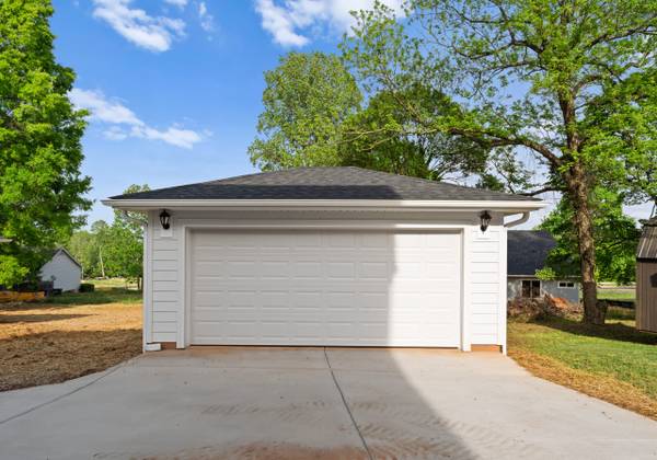 106 Walters St, available home by Red Cedar Homes (photo 31 of 51)