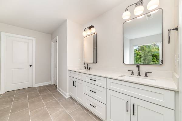 1807 Country Club Rd - Lot 2, available home by Red Cedar Homes (photo 13 of 45)