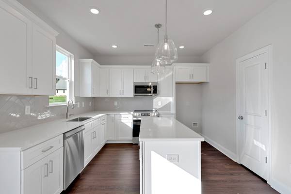 718 Lithia Inn Rd - Lot 7, available home by Red Cedar Homes (photo 3 of 37)