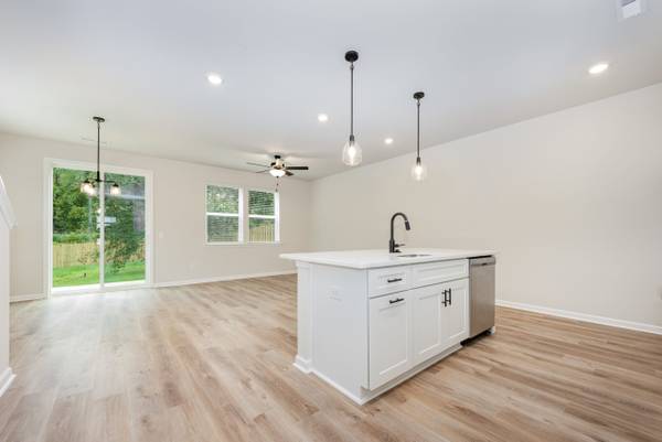 Red Cedar Homes: EX3E3F1 scaled