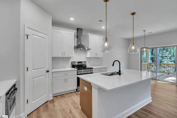 4a Henderson Dr, Travelers Rest, SC photo 6