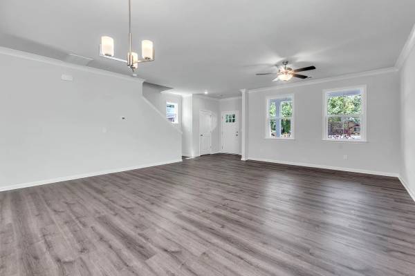 241 Willard St, Greenville, SC 29611 photo 5