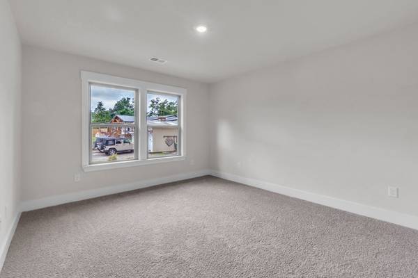 428 Wildflower Rd Easley, SC 29642 photo 5