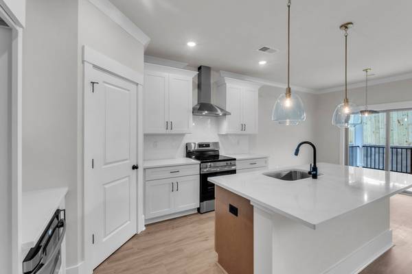 428 Wildflower Rd Easley, SC 29642 photo 2