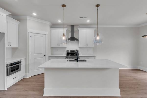 428 Wildflower Rd Easley, SC 29642 photo 3