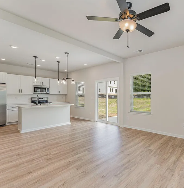 3019 Sheets Cir, Charlotte, NC 28214 photo 3